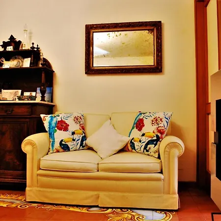 ゲストハウス La Terrazza Di Anna