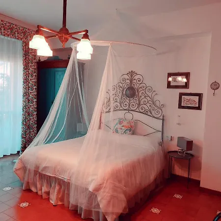 La Terrazza Di Anna Affittacamere