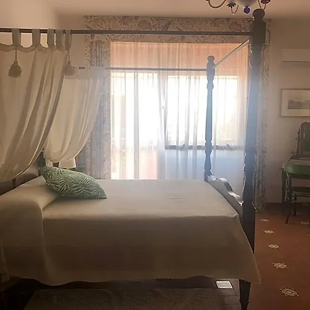 La Terrazza Di Anna Gasthuis 3*