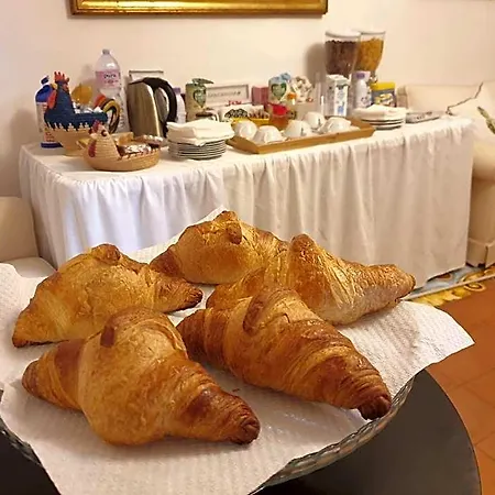 La Terrazza Di Anna Gasthuis 3*